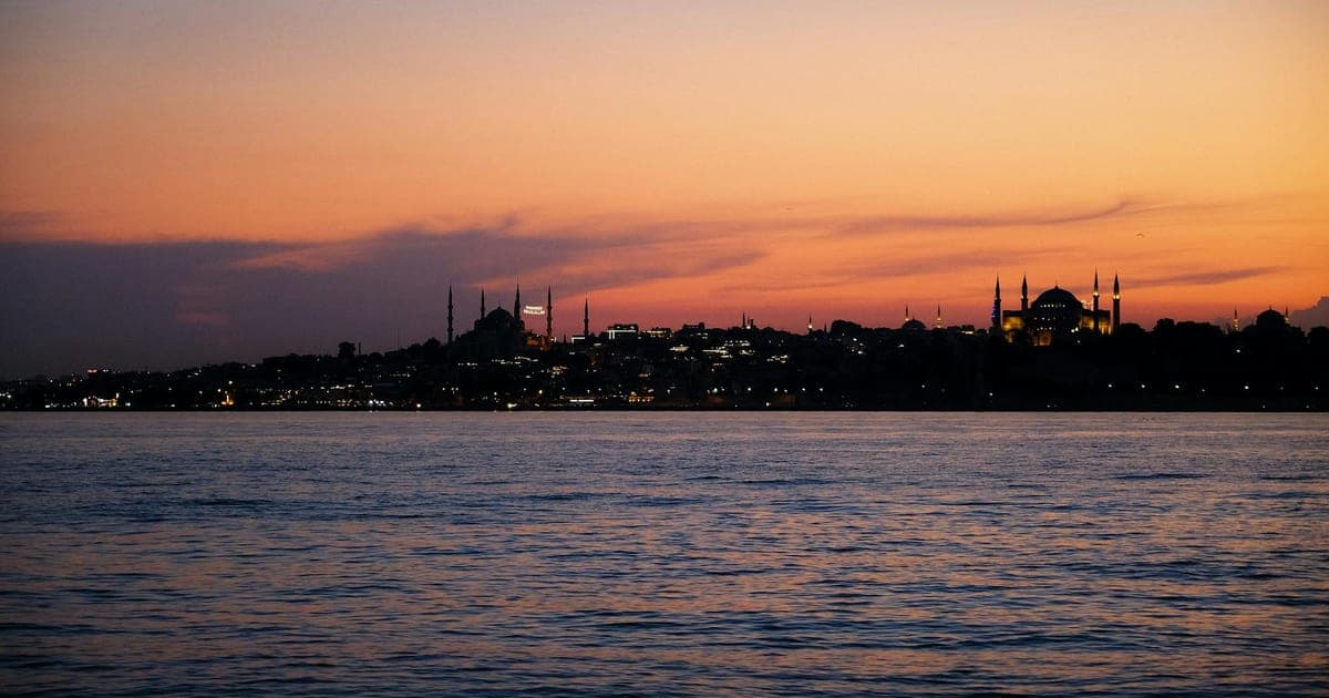 Hagia Sophia and the Blue Mosque at sunset in Istanbul